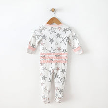 Load image into Gallery viewer, Star Delight Footie with Ruffle - Pink - MeOMyEarth